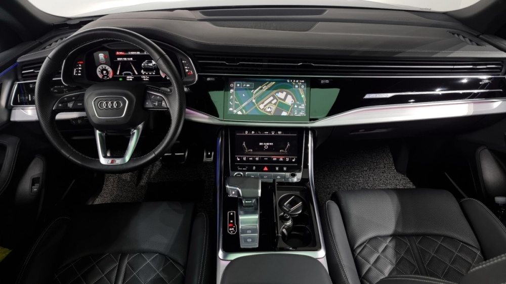 Audi Q8 (4M)