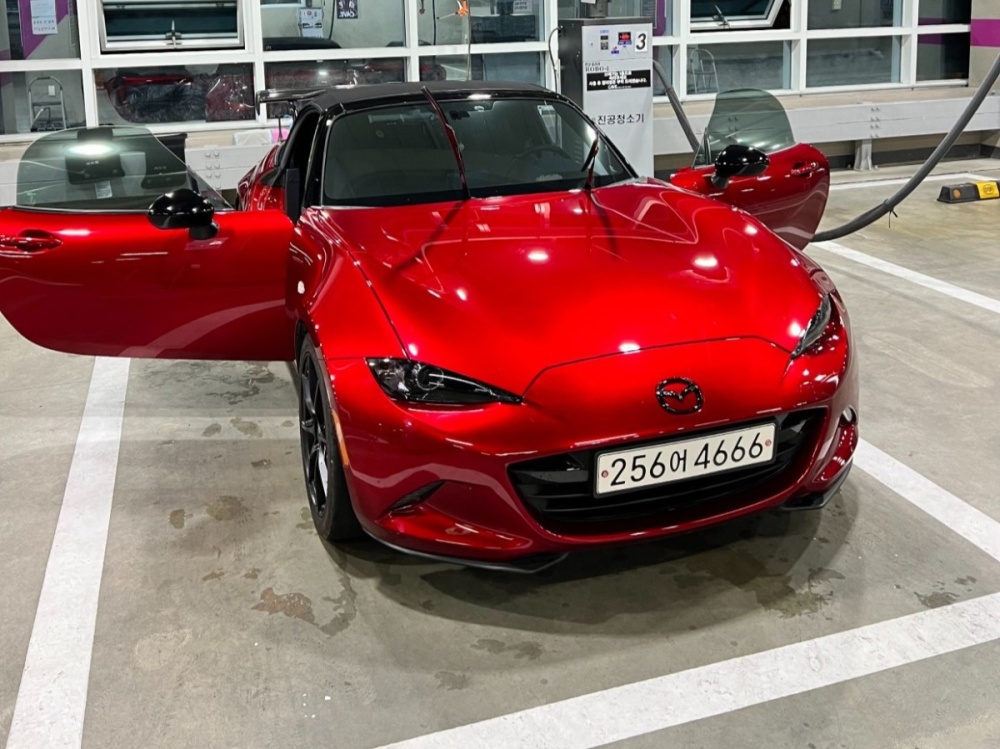 Mazda MX-5 MIATA