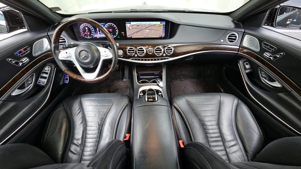 Mercedes-Benz S-Class W222