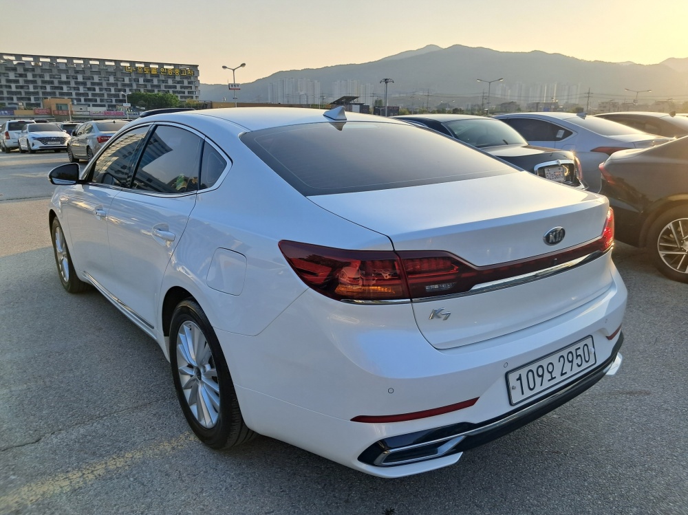 Kia K7 Premier