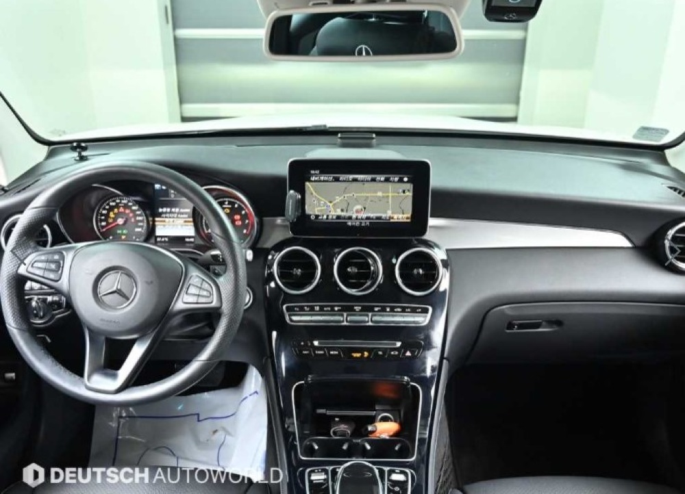 Mercedes-Benz GLC-Class X253