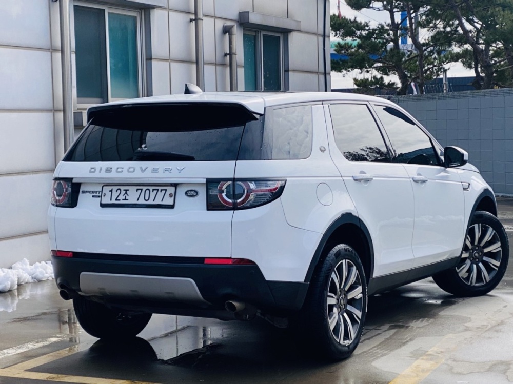 Land rover discovery sport