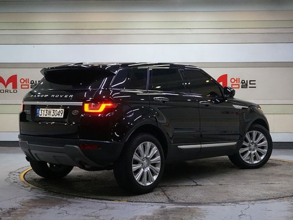 Land rover range rover evoque