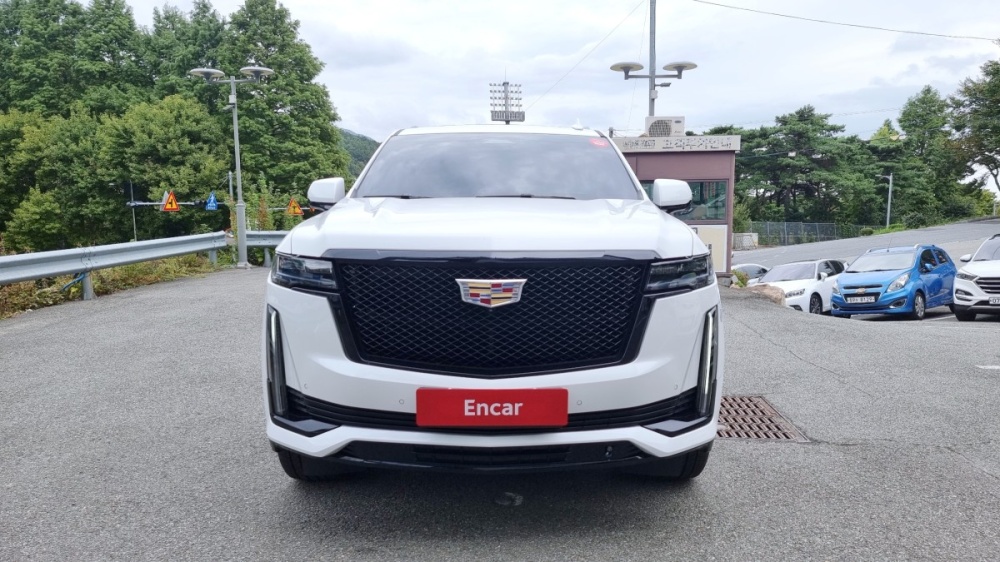 Cadillac Escalade 5th Gen