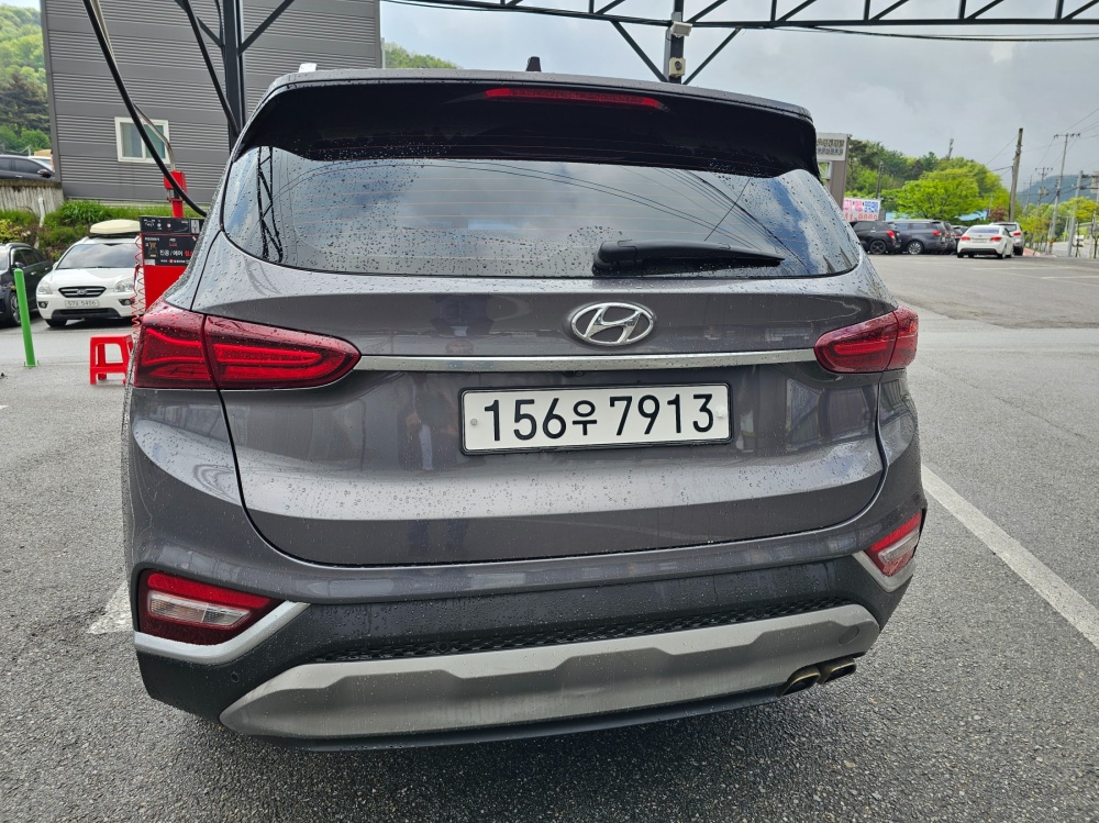 Hyundai Santa Fe TM