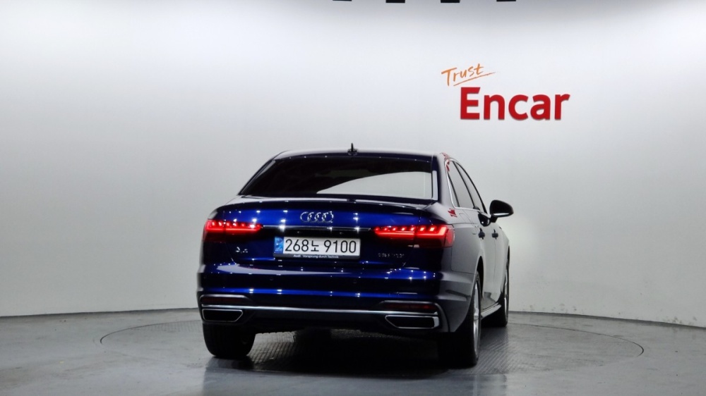 Audi A4 (B9)