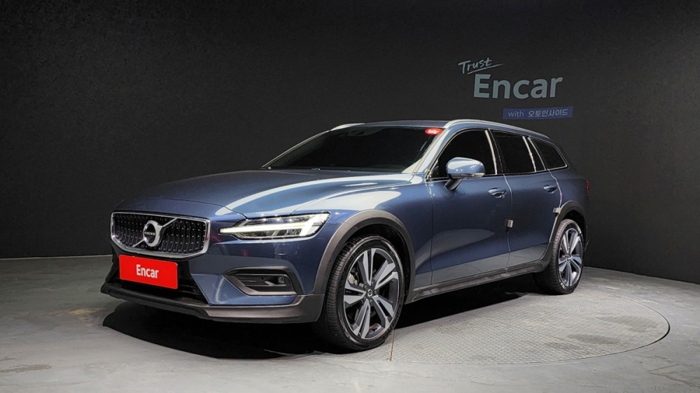 Volvo V60 Cross Country 2nd Generation