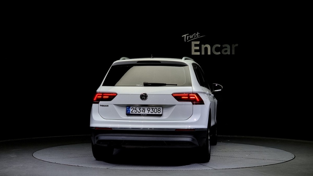 Volkswagen Tiguan 2nd generation