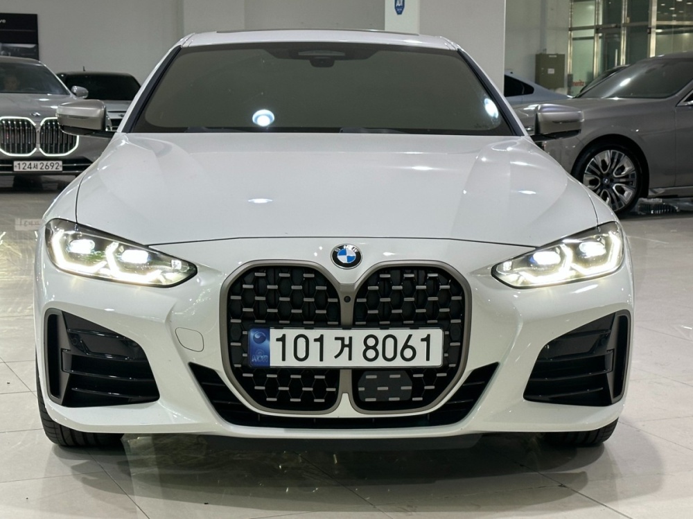 BMW 4 series (G22)