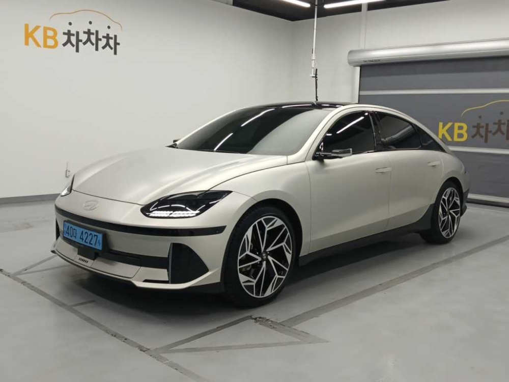 Hyundai Ioniq 6