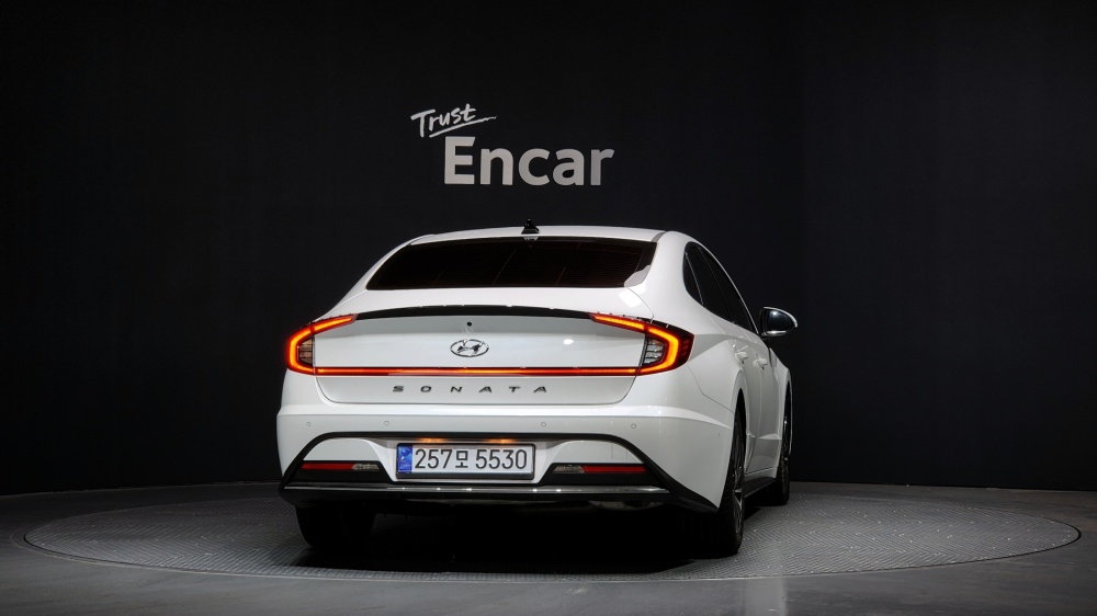 Hyundai Sonata Hybrid (DN8)