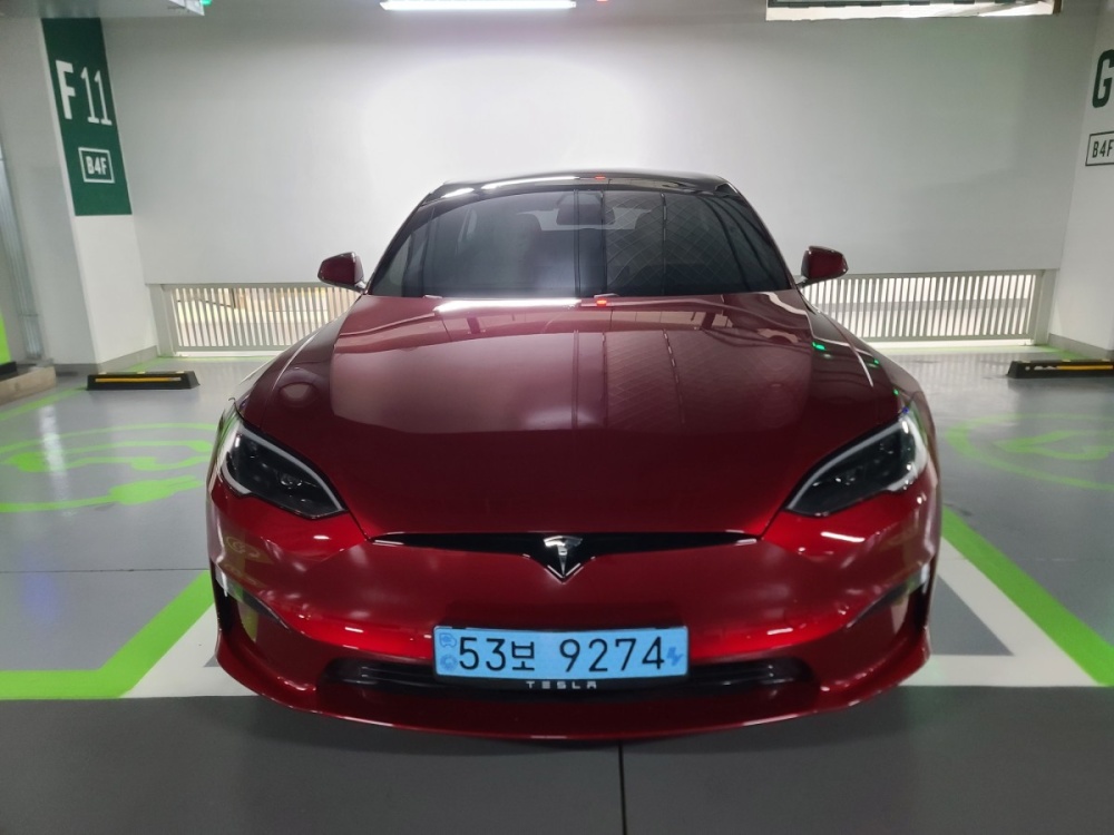 Tesla Model S