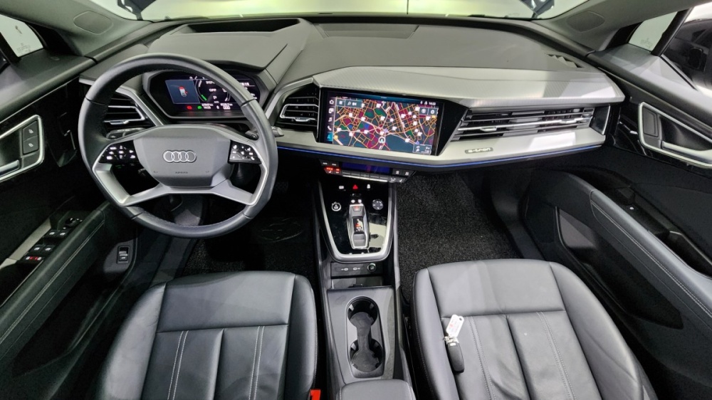 Audi Q4 e-tron (F4)