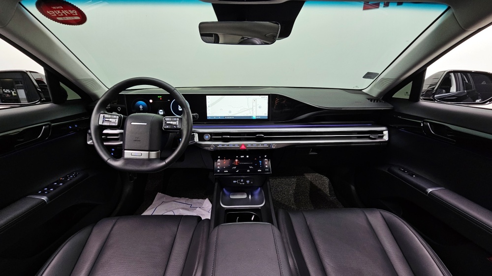 Hyundai Grandeur (GN7)
