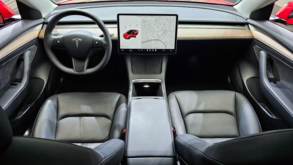 Tesla model 3