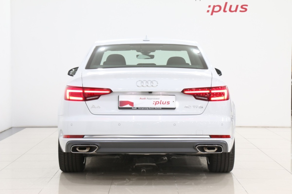Audi A4 (B9)