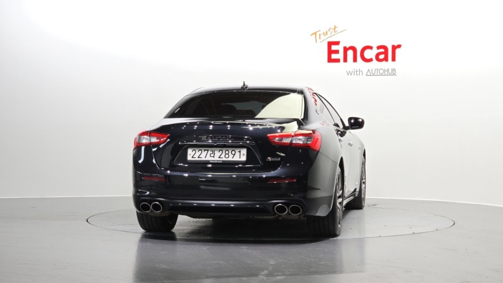 Maserati Ghibli