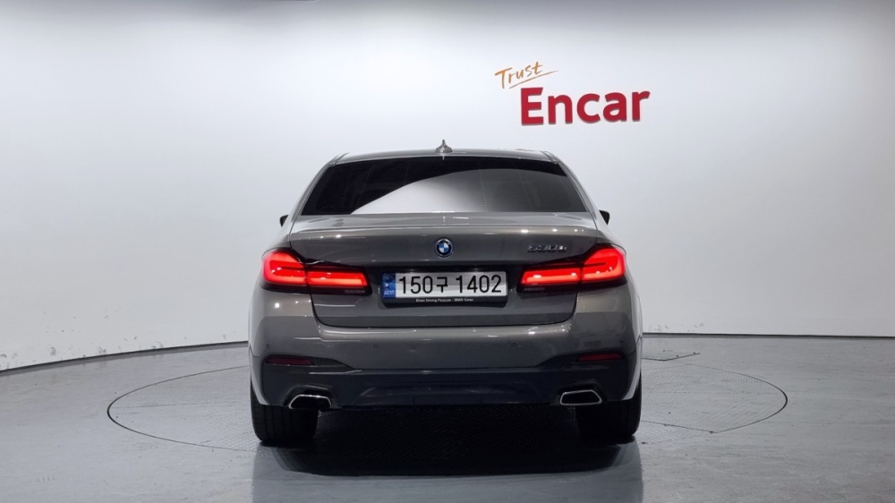 BMW 5 series (G30)