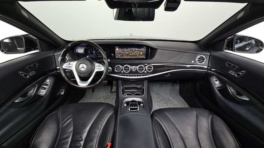 Mercedes-Benz S-Class W222