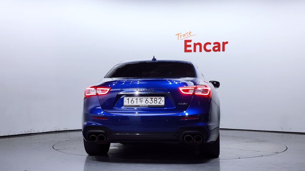 Maserati Ghibli