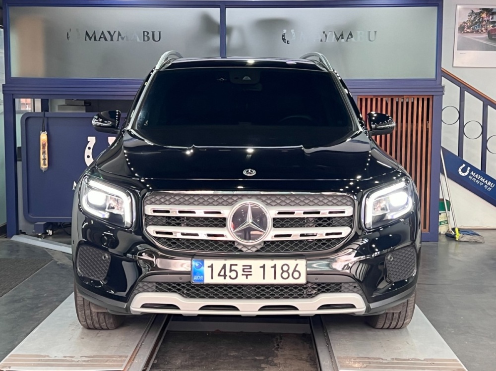 Mercedes-Benz GLB-Class X247