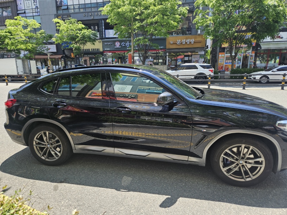 BMW X4 (G02)