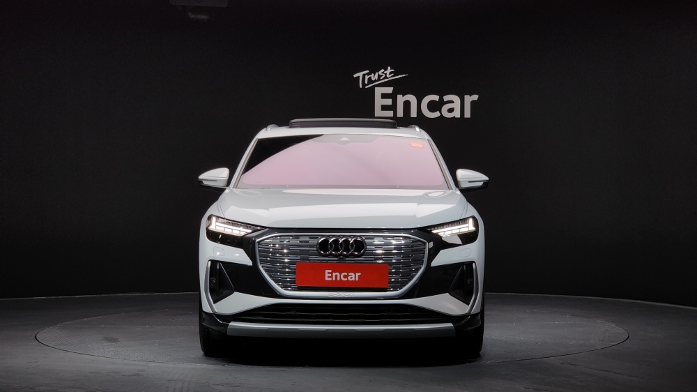 Audi Q4 e-tron (F4)