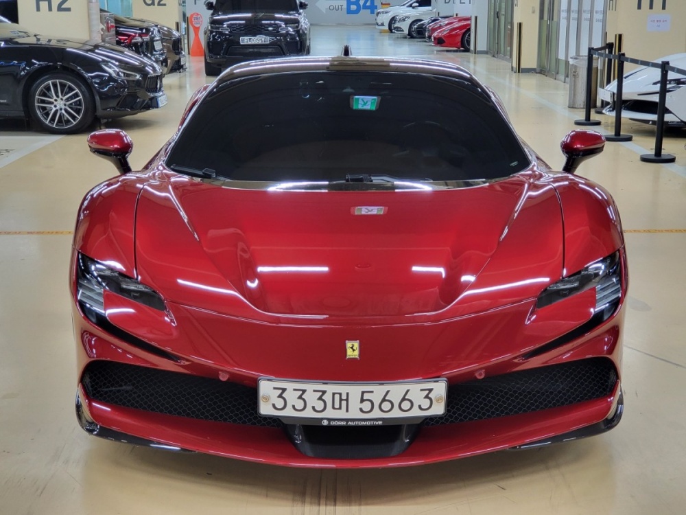 Ferrari SF90 Stradale