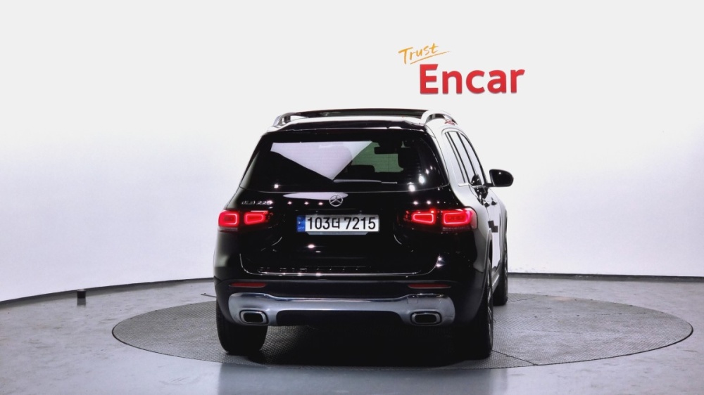 Mercedes-Benz GLB-Class X247