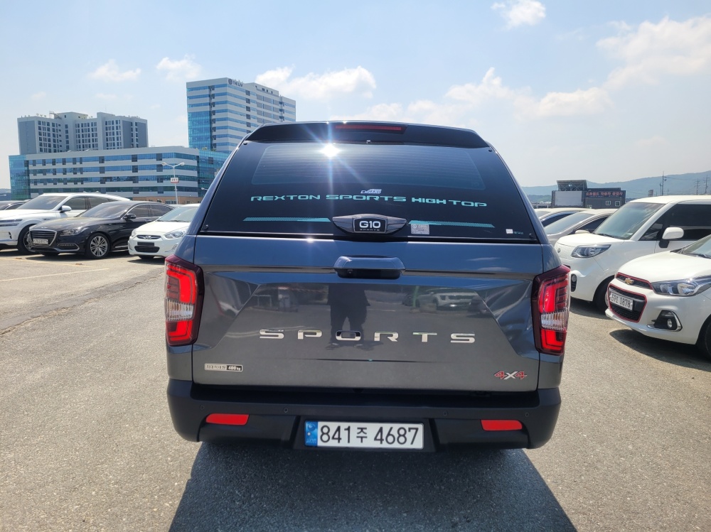 KG Mobility (Ssangyong) The New Rexton Sports