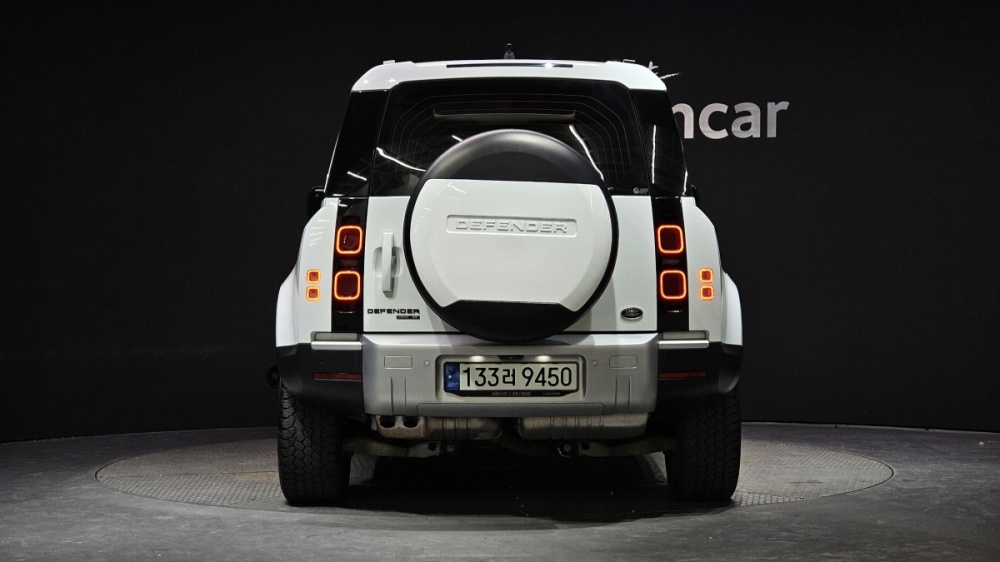 Land rover Defender (L663)