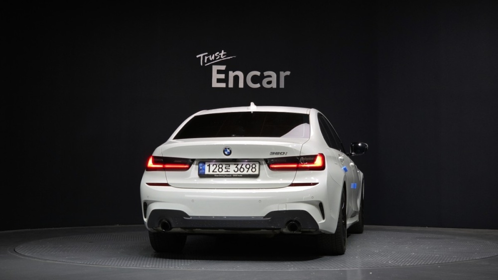 BMW 3 Series (G20)
