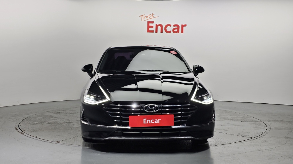 Hyundai Sonata (DN8)
