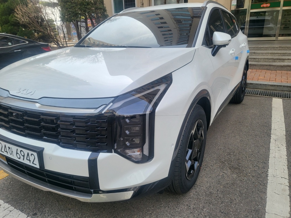 Kia The New Sportage 5th Generation Hybrid