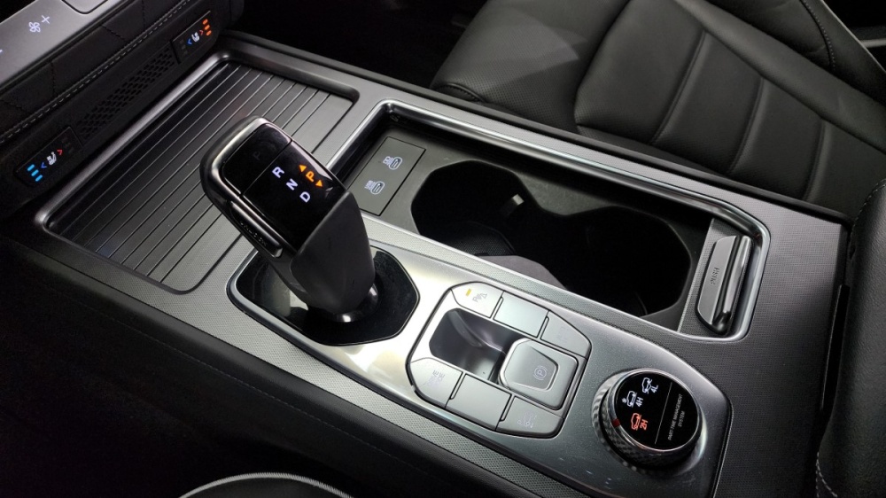 KG Mobility (Ssangyong) Rexton New Arena