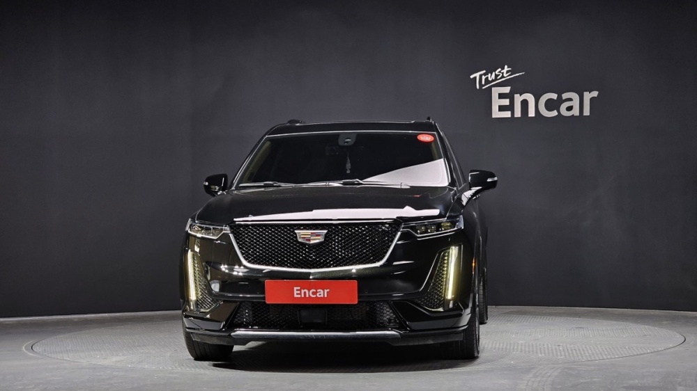 Cadillac XT6