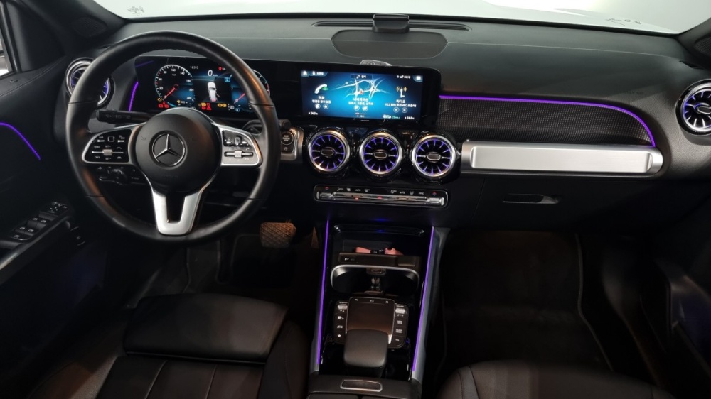 Mercedes-Benz GLB-Class X247