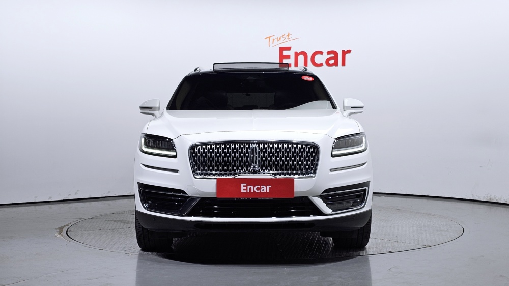 Lincoln Nautilus 1st generation