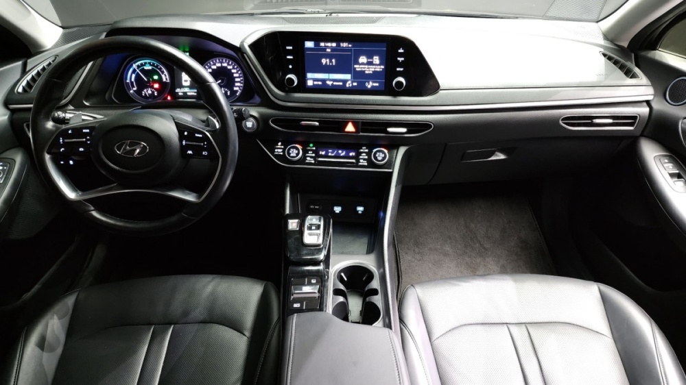 Hyundai Sonata Hybrid (DN8)