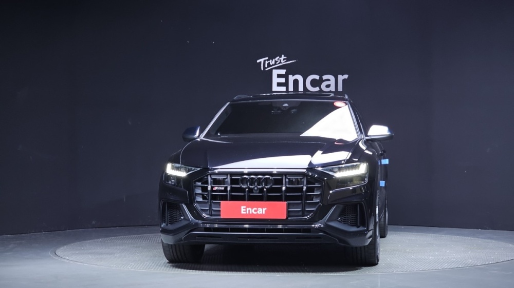 Audi SQ8