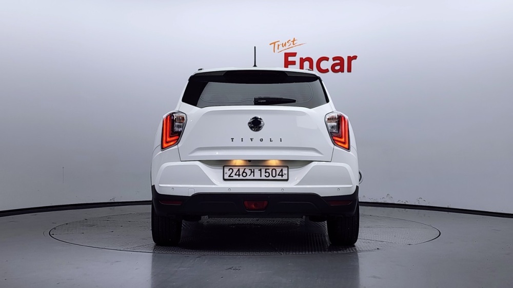 KG Mobility (Ssangyong) Very New Tivoli