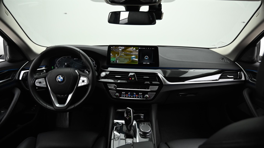 BMW 5 series (G30)