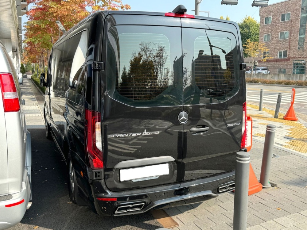 Mercedes-Benz sprinter