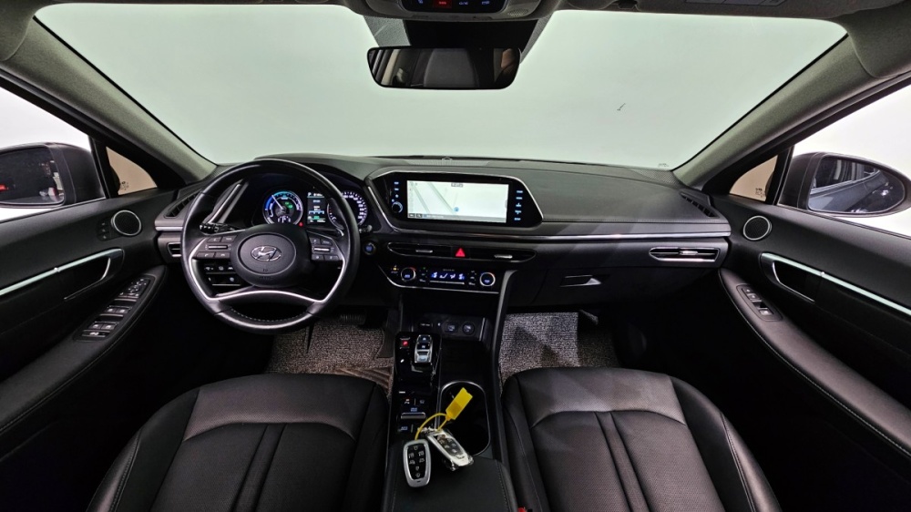 Hyundai Sonata Hybrid (DN8)