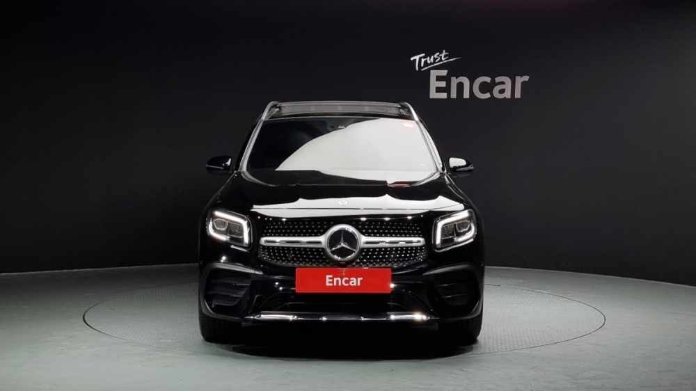 Mercedes-Benz GLB-Class X247