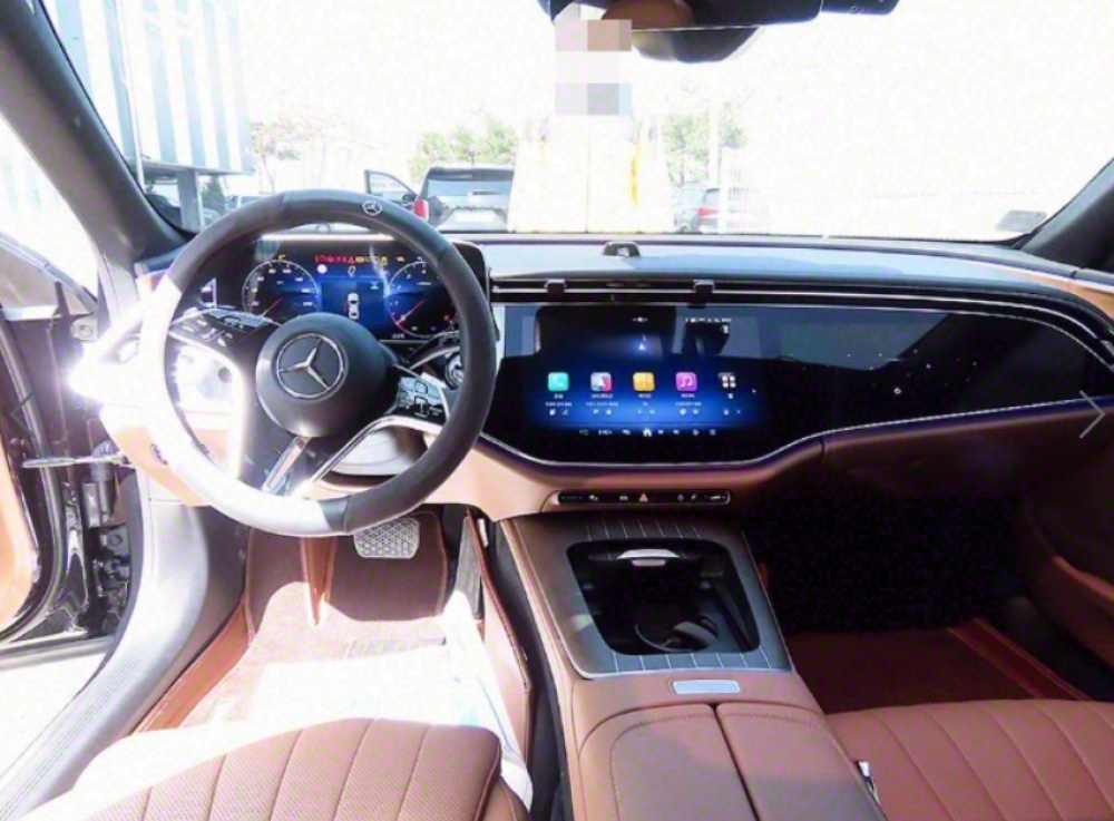 Mercedes-Benz E-Class W214