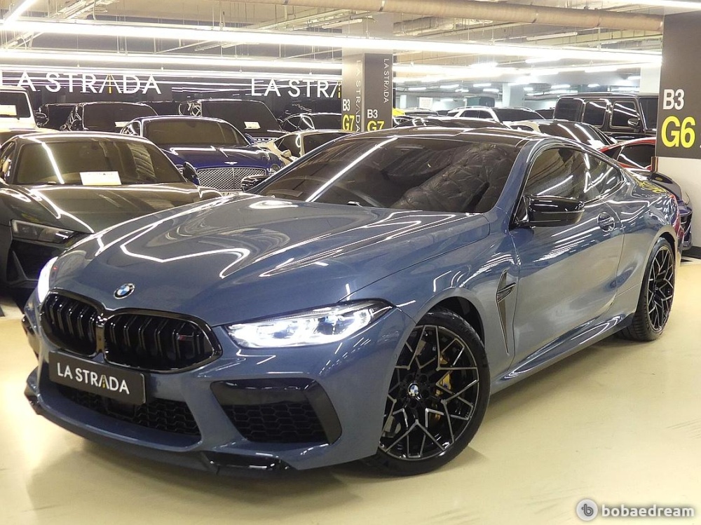 BMW M8 (G15)