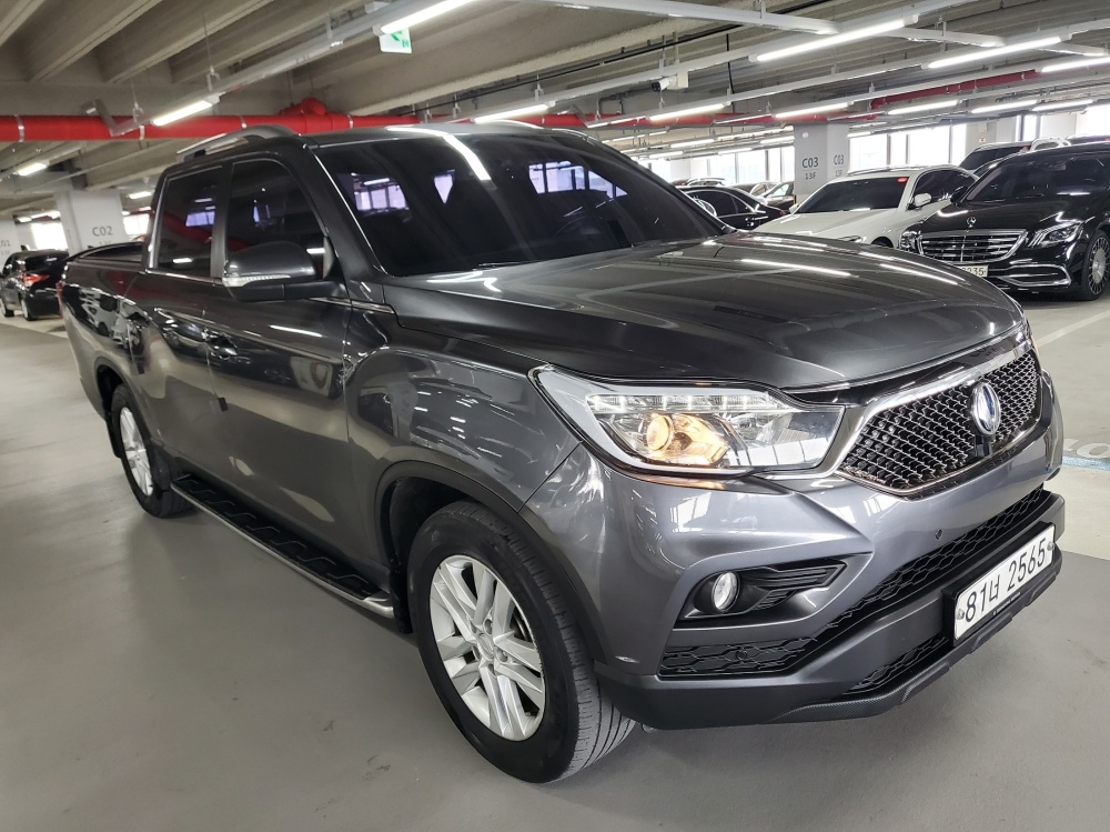 KG Mobility (Ssangyong) Rexton Sports Khan