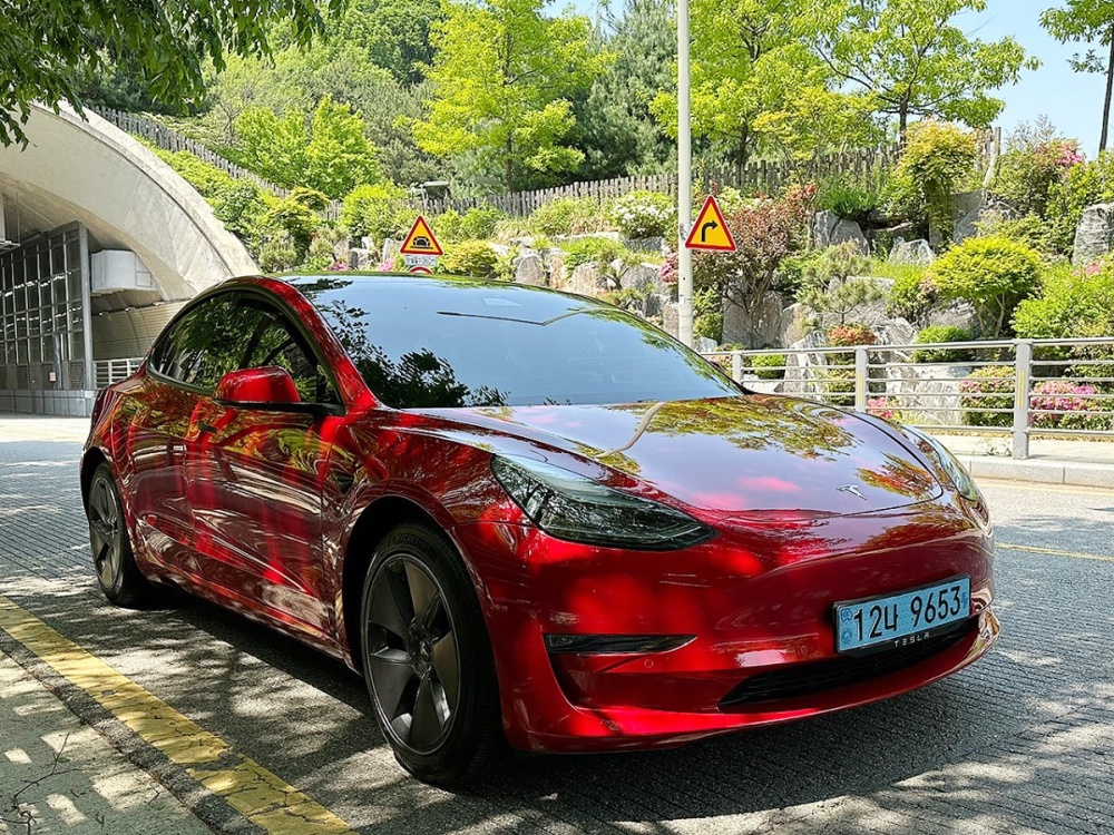 Tesla model 3