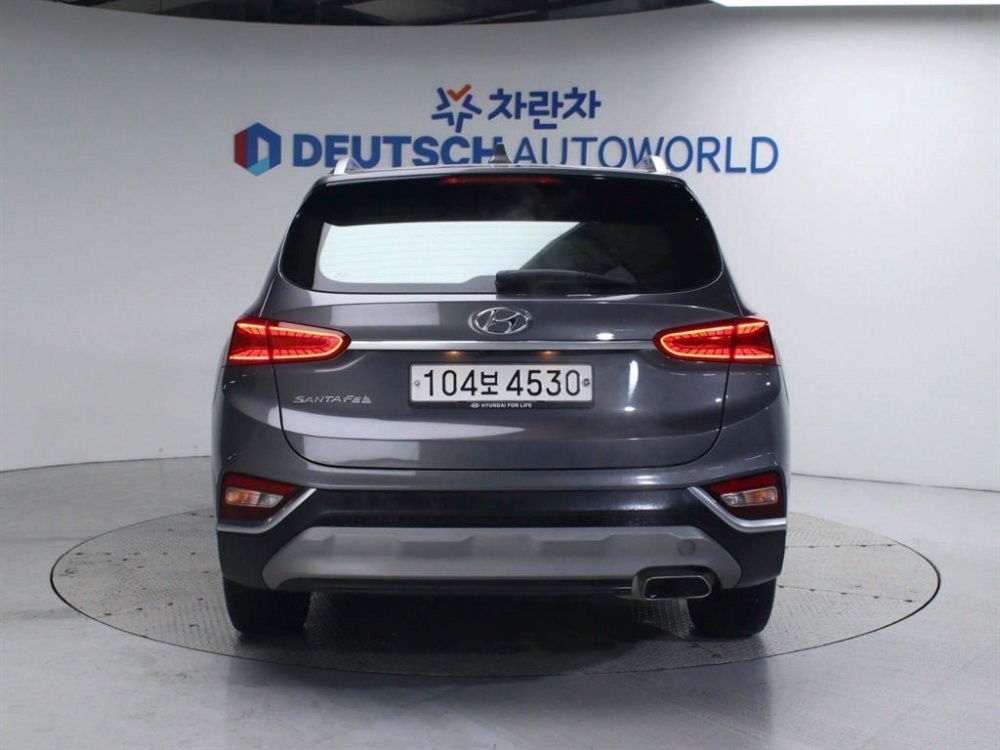 Hyundai Santa Fe TM